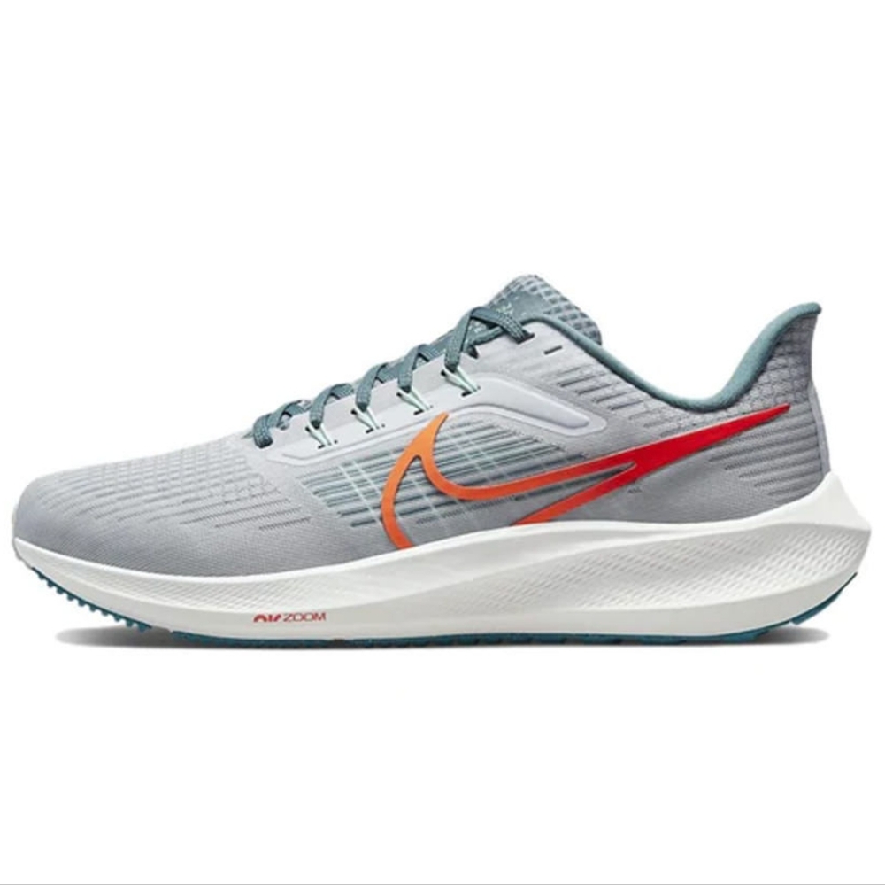 SOLD ‼️ Nike Air Zoom Pegasus Pure Platinum Total Orange (No Box)